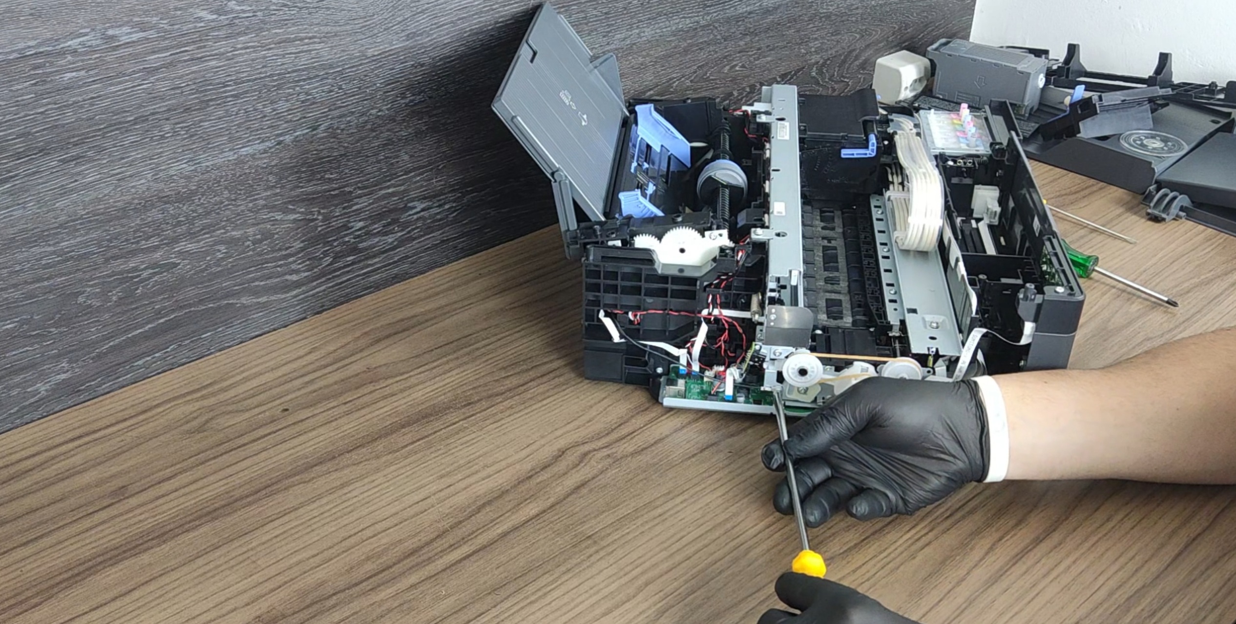 Curso Epson L8050 para manutenção de impressora fotográfica EcoTank de seis cores